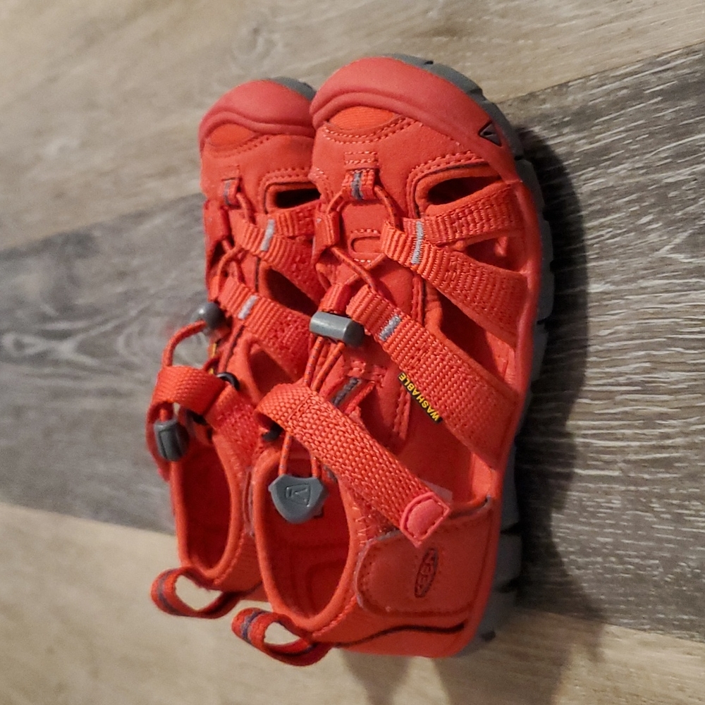 Keen kids sandals size 10 in red